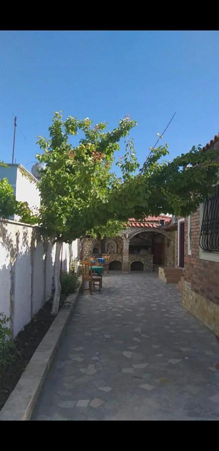 Guest Rooms Arbri Vlore Ngoại thất bức ảnh