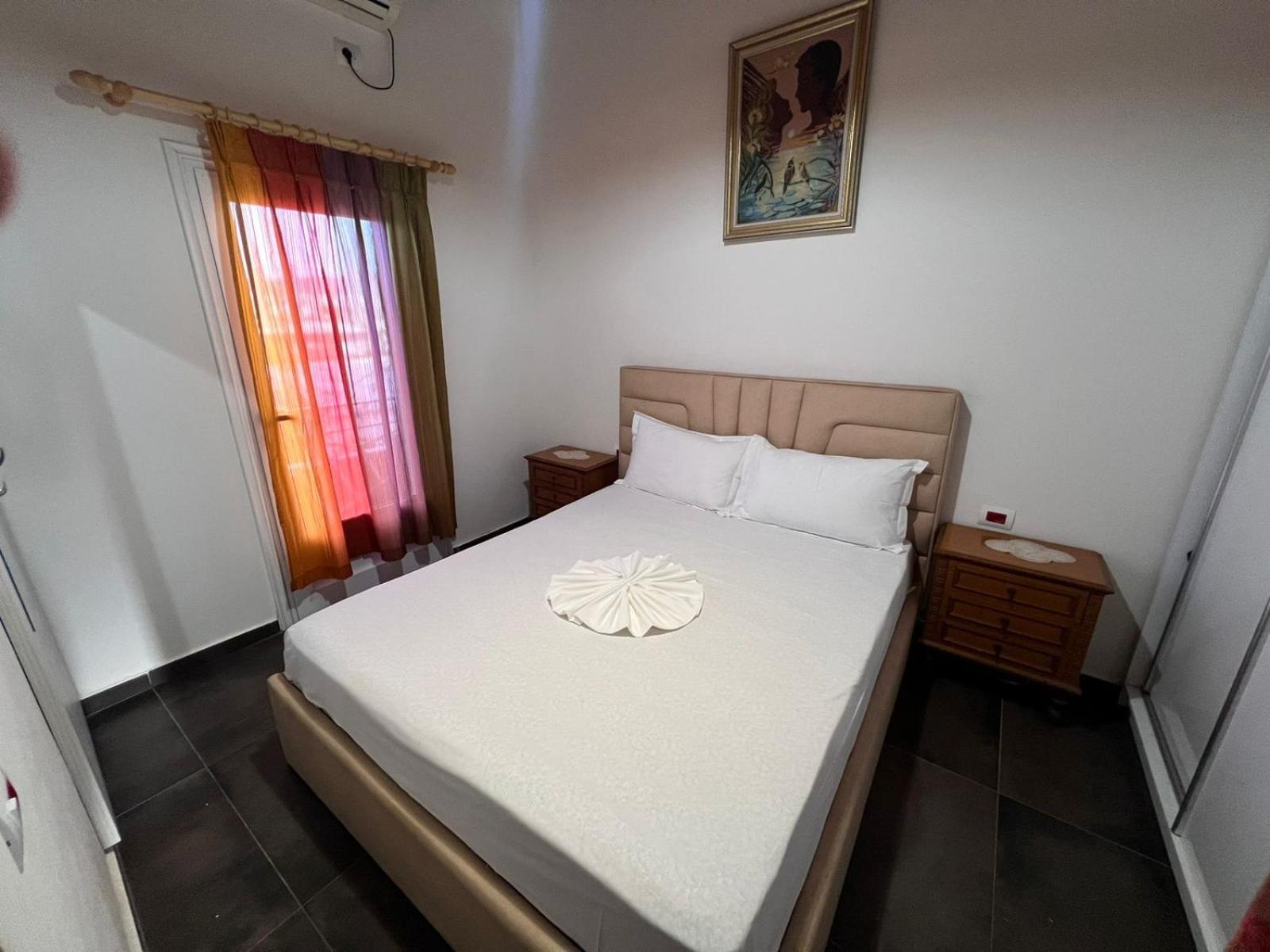 Guest Rooms Arbri Vlore Ngoại thất bức ảnh