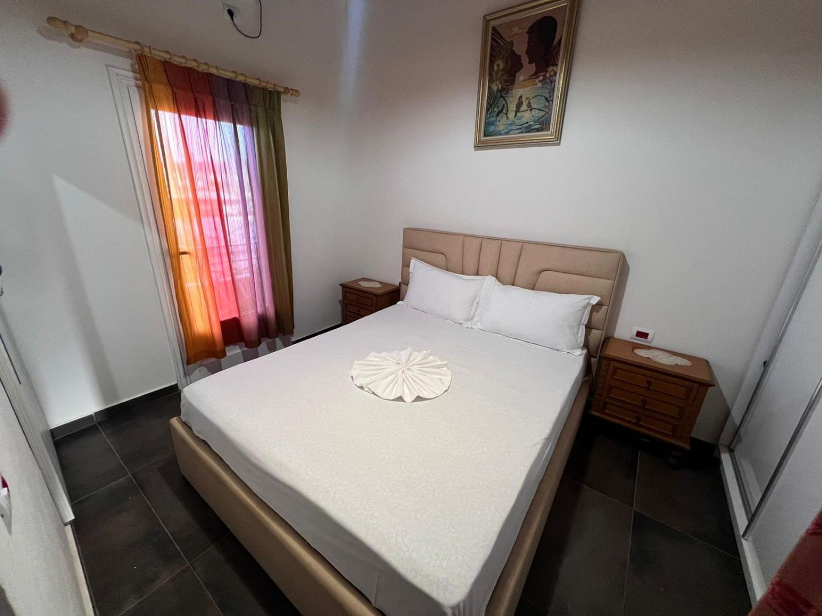 Guest Rooms Arbri Vlore Ngoại thất bức ảnh